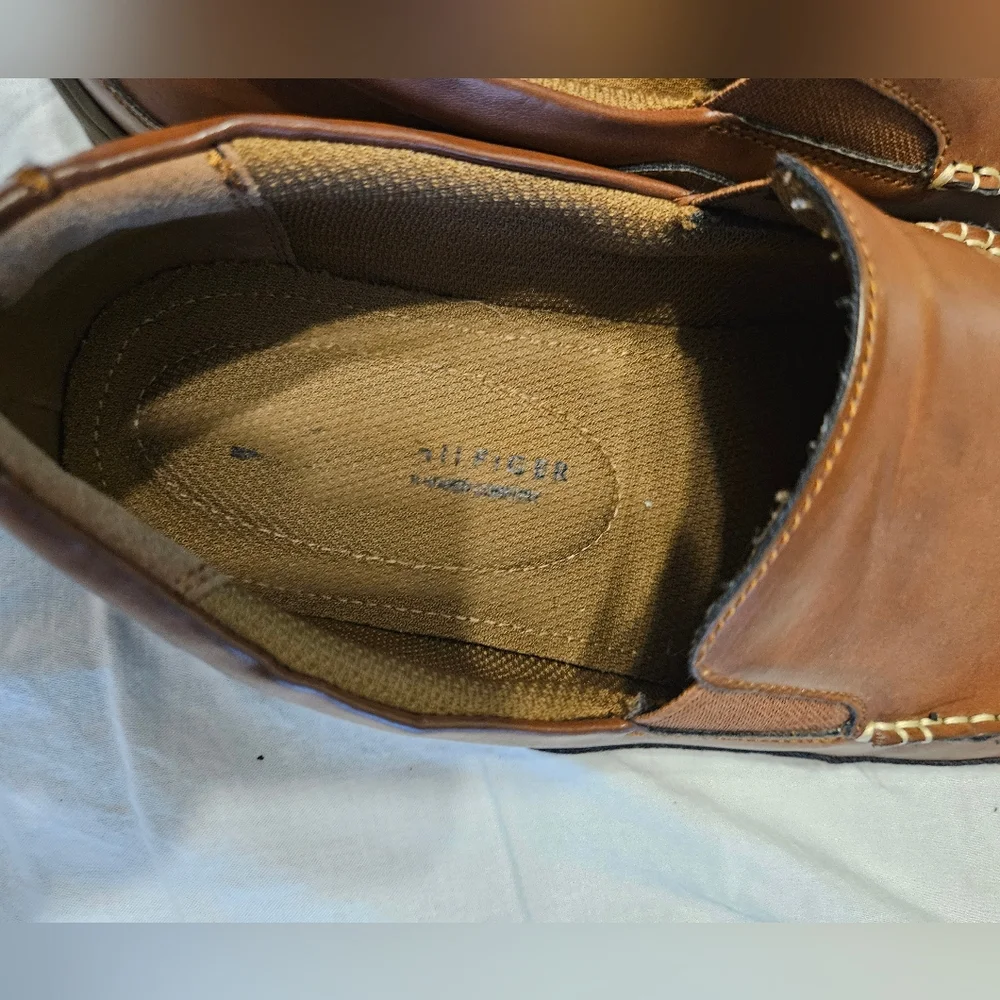 Tommy Hilfiger Kerry Loafer - Picture 6 of 8